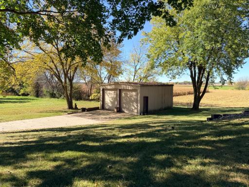 622 Woodcrest Avenue, Worthington, MN 56187