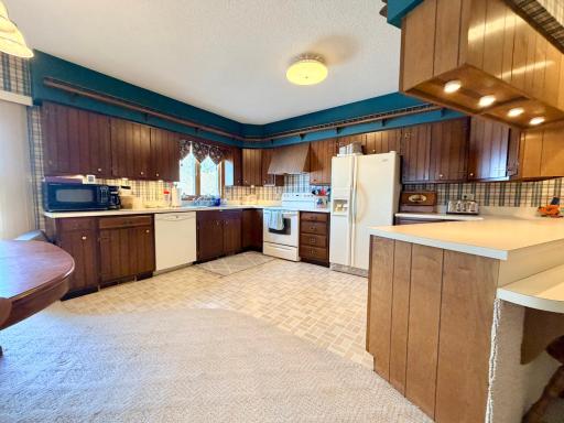 622 Woodcrest Avenue, Worthington, MN 56187