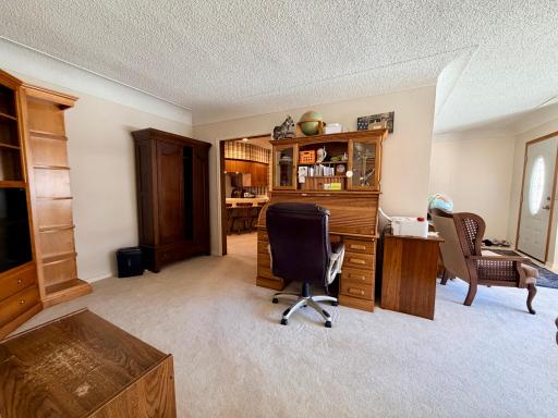 622 Woodcrest Avenue, Worthington, MN 56187