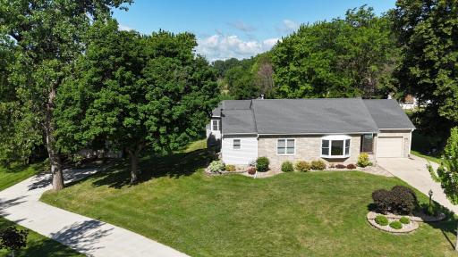 622 Woodcrest Avenue, Worthington, MN 56187