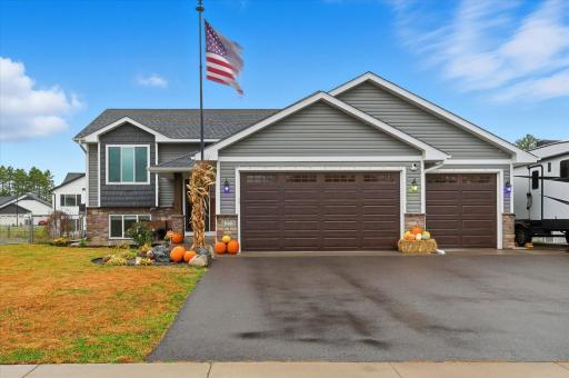 Welcome 8222 Hummingbird LN North Branch MN 55056