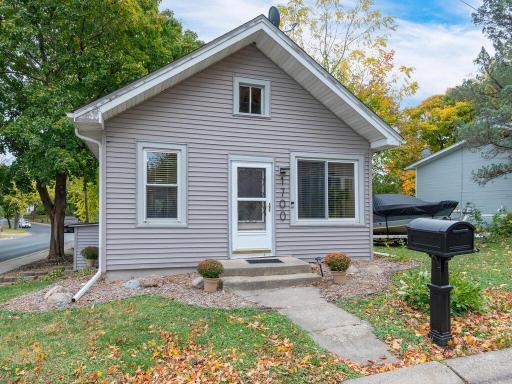 Photo for 1700 Finch Lane, Mound, MN 55364 - listing #6806803 Charming front entry with Heavy duty custom wood with steel rod door