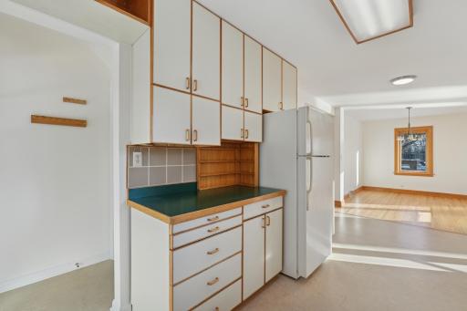 1821 W 59th Street, Minneapolis, MN 55419