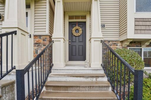 5125 95th Way N, Minneapolis, MN 55443