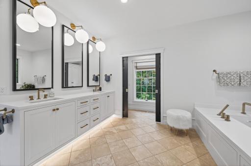 10055 Ideal Avenue N, Grant, MN 55115