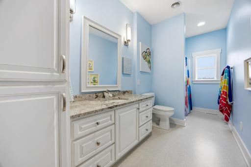 310 48th Avenue SW, Moorhead, MN 56560