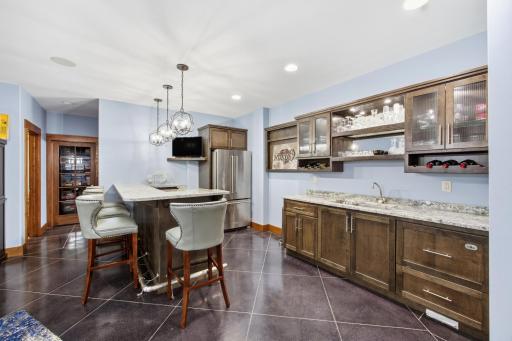 310 48th Avenue SW, Moorhead, MN 56560