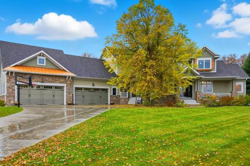 310 48th Avenue SW, Moorhead, MN 56560