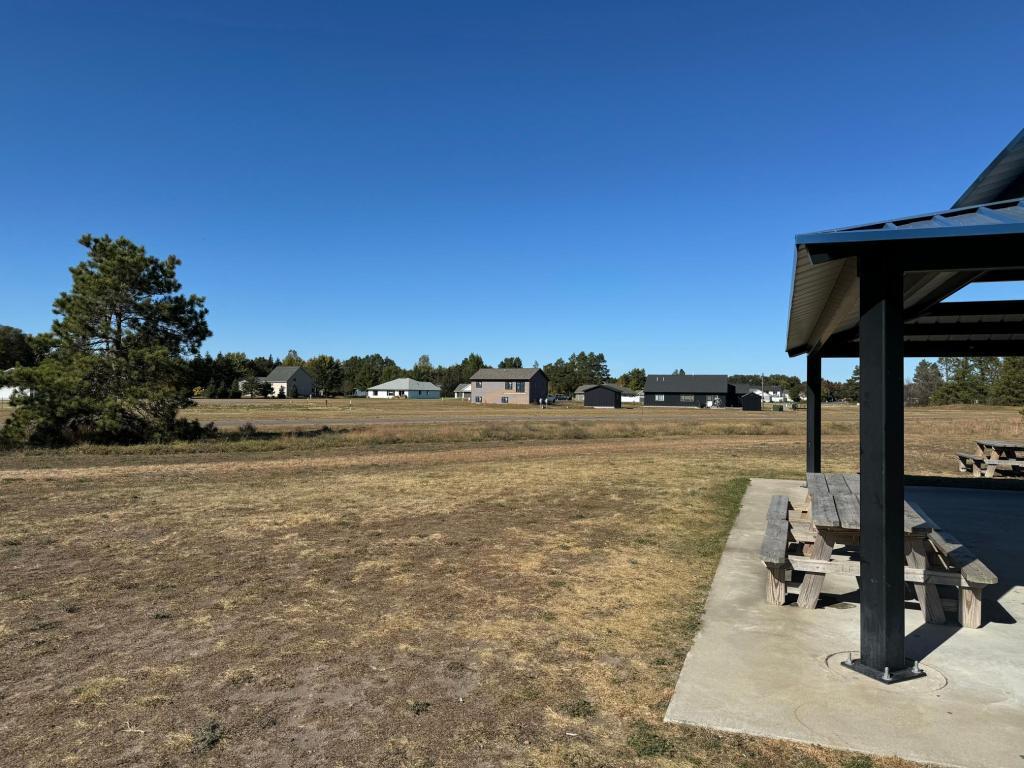 Walking distance to park