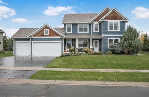 Welcome home to 17543 Heidelberg Way in Lakeville!
