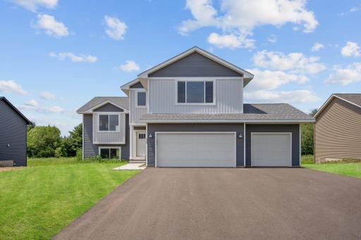 Very Desirable Floor Plan With 19' x 13' Master Suite !