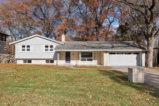 1490 3rd Street NW, Saint Paul, MN 55112