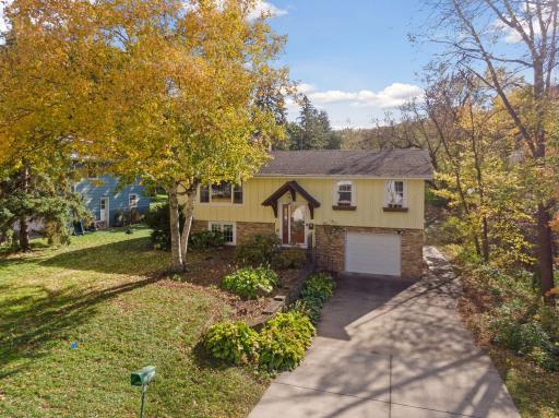 Photo for 220 Monroe Avenue, Excelsior, MN 55331 - listing #6807068 220 Monroe Avenue, Excelsior, MN 55331