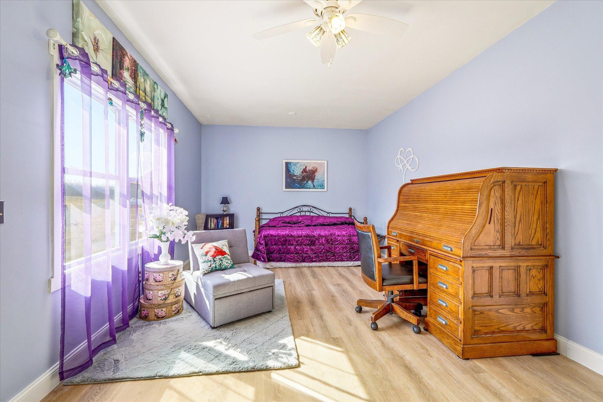 18 - Bedroom 4 or Flex Room.jpg