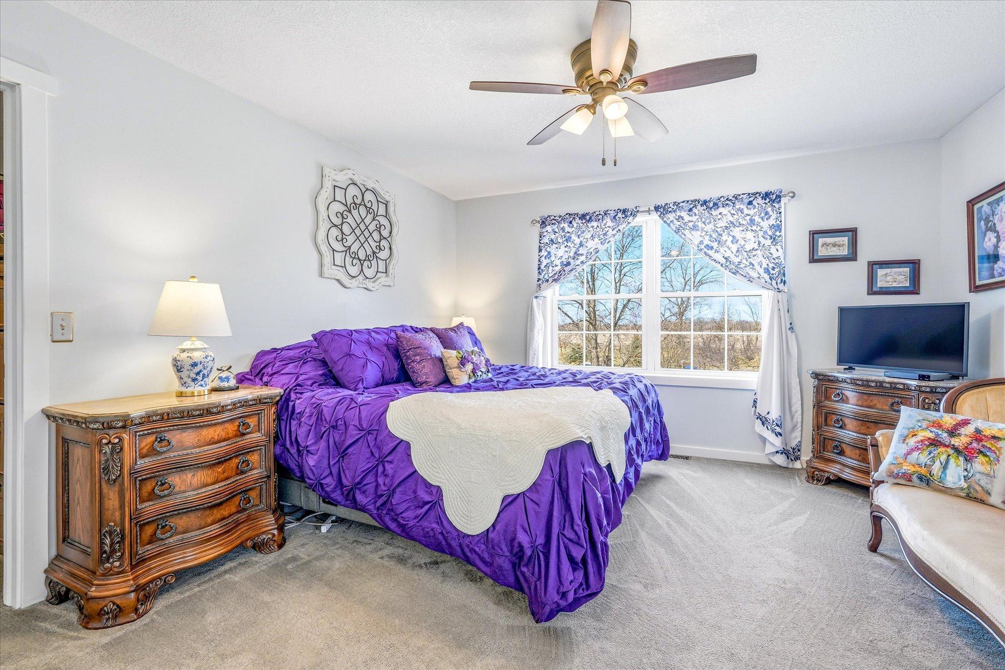 19 - Primary En Suite Bedroom.jpg