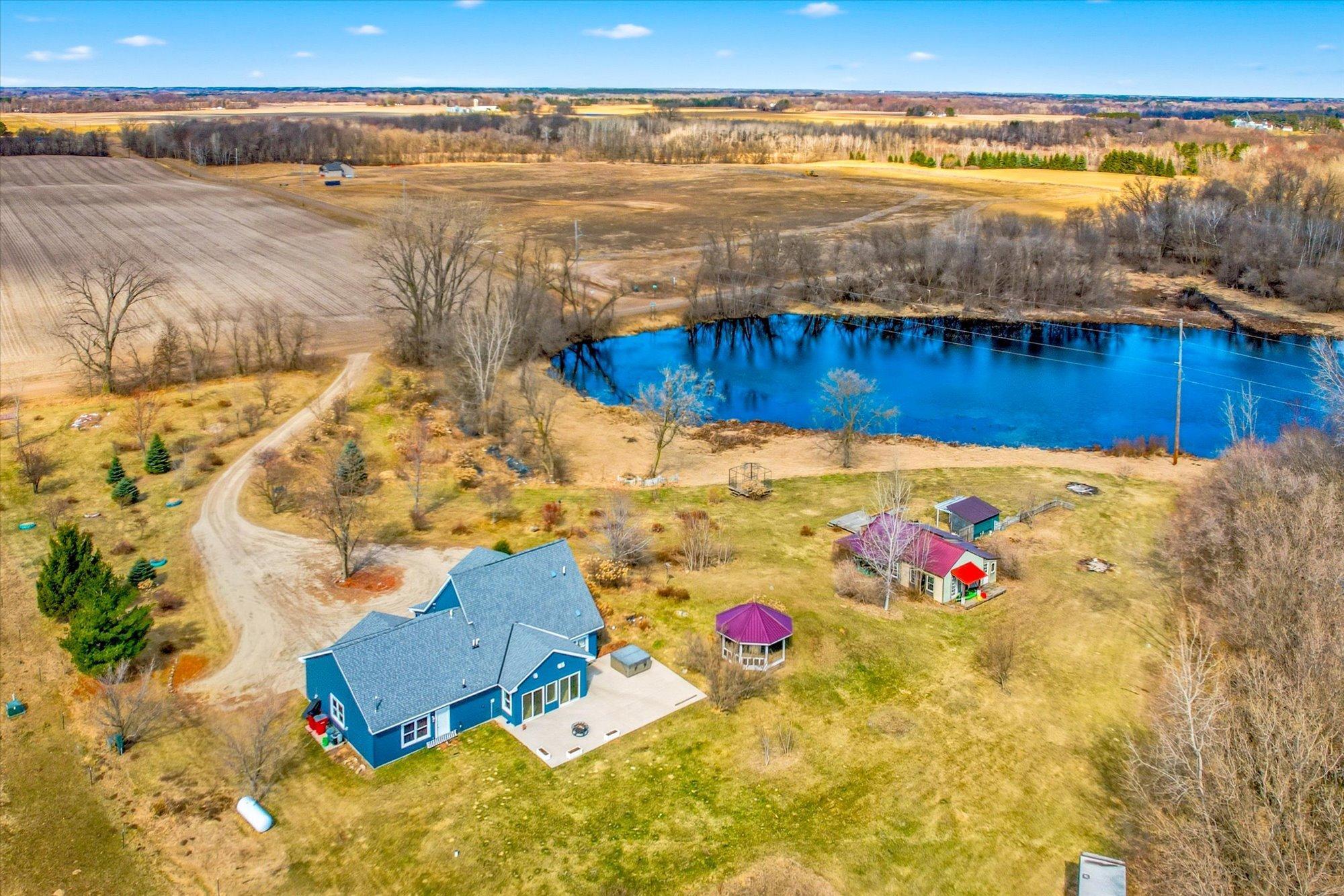 28 - Aerial Picturesque.jpg