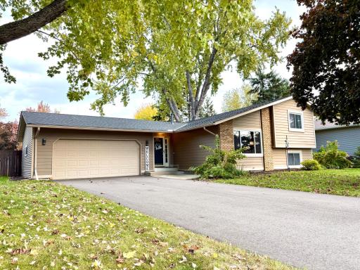 7436 Upper 26th Street N, Saint Paul, MN 55128