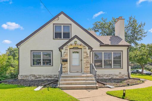 2001 Washington Street NE, Minneapolis, MN 55418