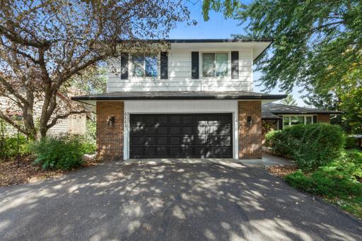Photo for 4444 Victoria Street N, Shoreview, MN 55126 - listing #6807359 4444 Victoria Street N, Shoreview, MN 55126