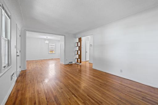 6717 Queen Avenue S, Minneapolis, MN 55423