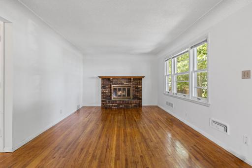 6717 Queen Avenue S, Minneapolis, MN 55423