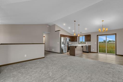1804 Oak Pond Drive NW, Sauk Rapids, MN 56379