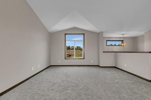 1804 Oak Pond Drive NW, Sauk Rapids, MN 56379