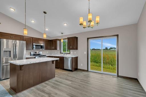 1804 Oak Pond Drive NW, Sauk Rapids, MN 56379