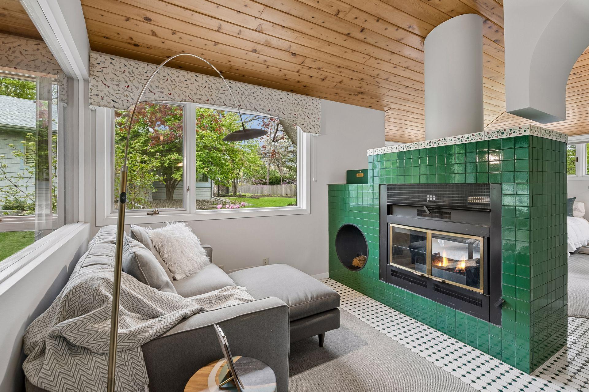 sculptural fireplaces, they dont take the time to design them like this anymore