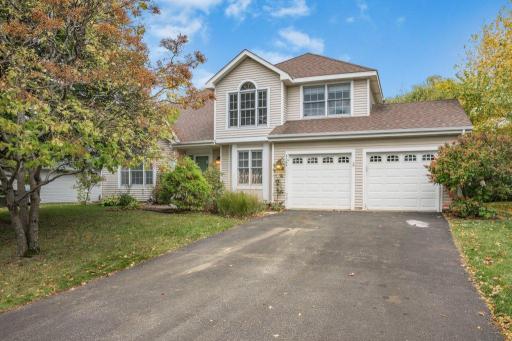 Welcome home to 8564 Norwood Cir, Eden Prairie
