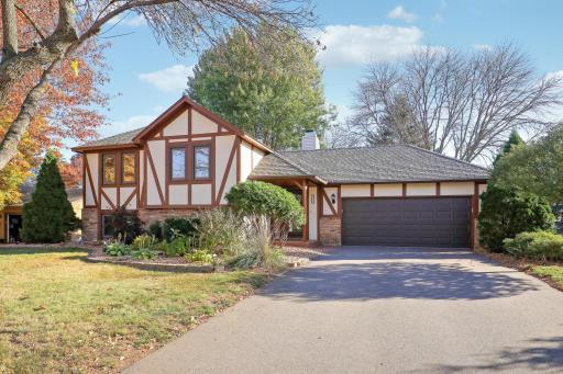 Photo for 9132 Kirkwood Lane N, Maple Grove, MN 55369 - listing #6807670 9132 Kirkwood Lane N, Maple Grove, MN 55369