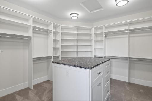 525 Smithtown Court, Excelsior, MN 55331