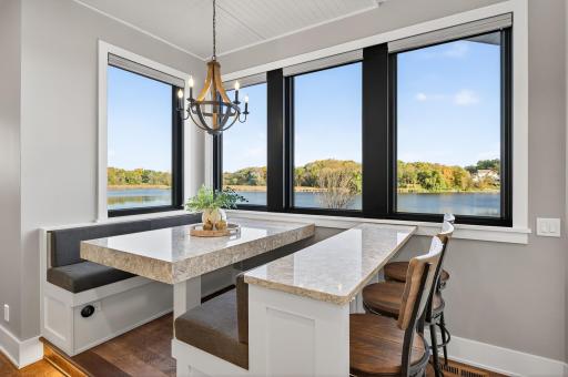525 Smithtown Court, Excelsior, MN 55331