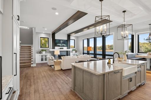 525 Smithtown Court, Excelsior, MN 55331