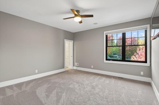 525 Smithtown Court, Excelsior, MN 55331