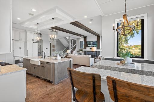 525 Smithtown Court, Excelsior, MN 55331