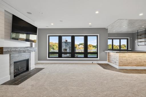 525 Smithtown Court, Excelsior, MN 55331