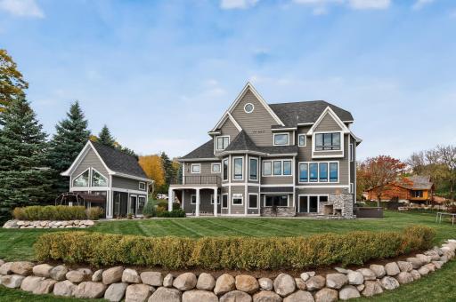 525 Smithtown Court, Excelsior, MN 55331