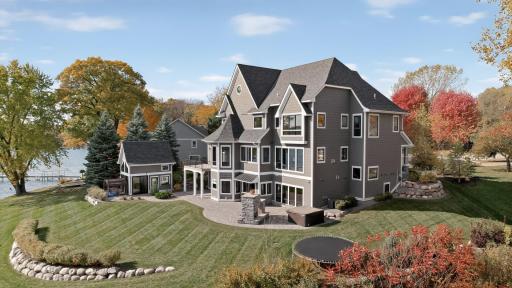 525 Smithtown Court, Excelsior, MN 55331