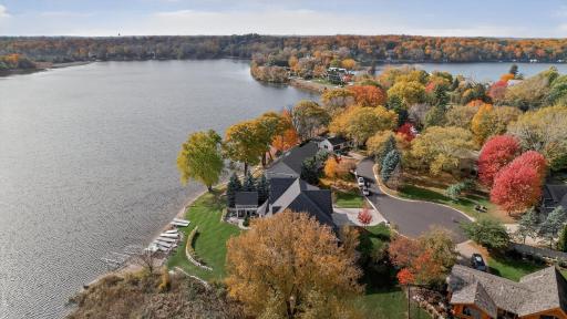 525 Smithtown Court, Excelsior, MN 55331