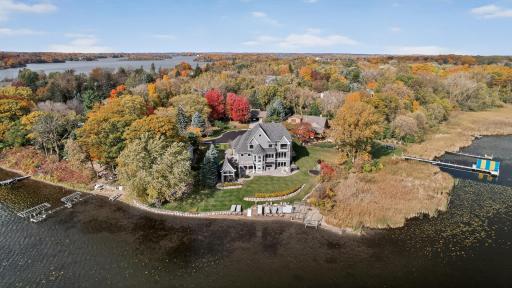 525 Smithtown Court, Excelsior, MN 55331