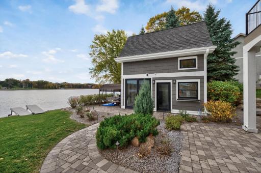 525 Smithtown Court, Excelsior, MN 55331