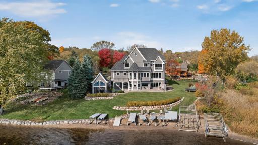 525 Smithtown Court, Excelsior, MN 55331