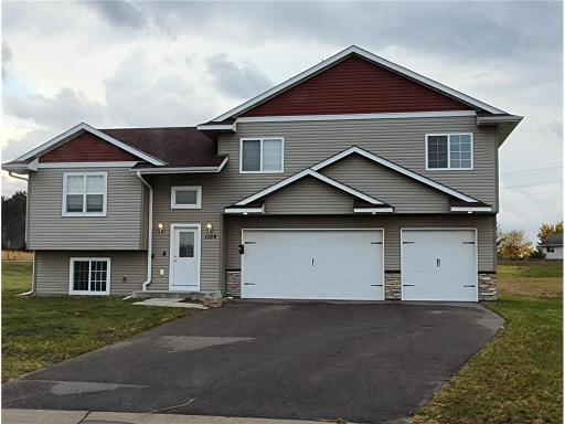 1109 8th Avenue SW, Isanti, MN 55040