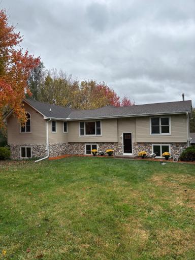 2087 S Lakeshore Drive, Maple Plain, MN 55359