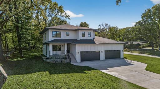 Photo for 14329 Prince Place, Minnetonka, MN 55345 - listing #6807769 14329 Prince Place, Minnetonka, MN 55345
