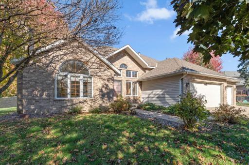 2522 Windsor Lane, Saint Paul, MN 55125