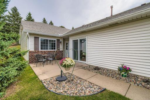 Photo for 7608 Newbury Road, Woodbury, MN 55125 - listing #6807809 7608 Newbury Road, Woodbury, MN 55125