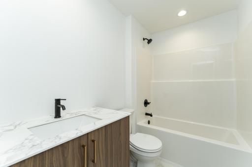 1077 Century Village Lane NE, Rochester, MN 55906