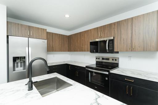 1077 Century Village Lane NE, Rochester, MN 55906